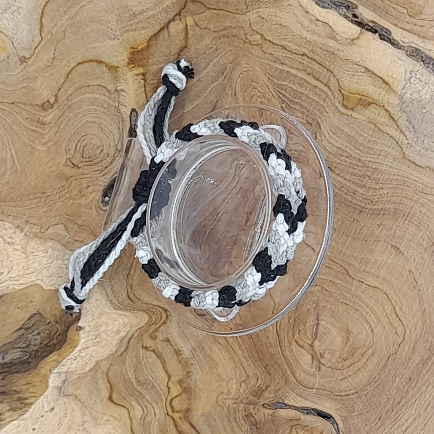 BRACELETS " BRÉSILIENS EN V " MULTICOLORES - AJUSTABLES & MIXTES, UNIQUES & ARTISANAUX