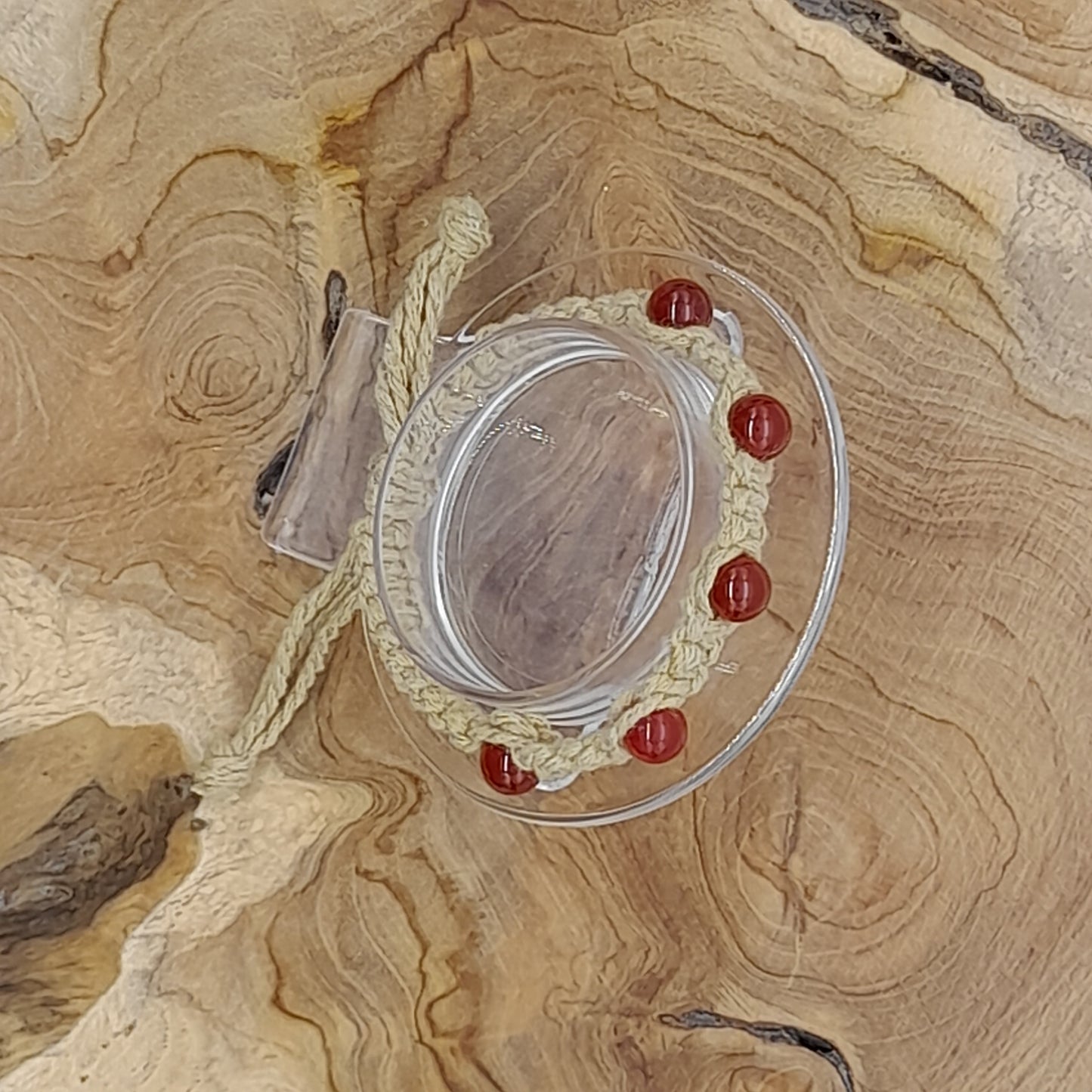 BRACELET MACRAMÉ EN PIERRE DE CORNALINE - AJUSTABLE & MIXTE, UNIQUE & ARTISANAL