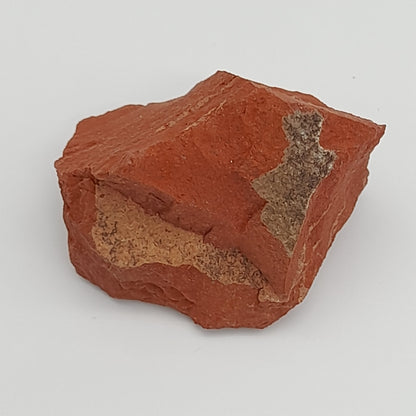 JASPE ROUGE EN PETITES PIERRES POLIES ET BRUTES