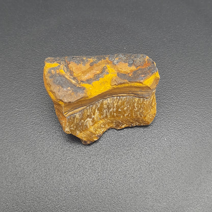 OEIL DU TIGRE EN PETITES PIERRES POLIES ET BRUTES