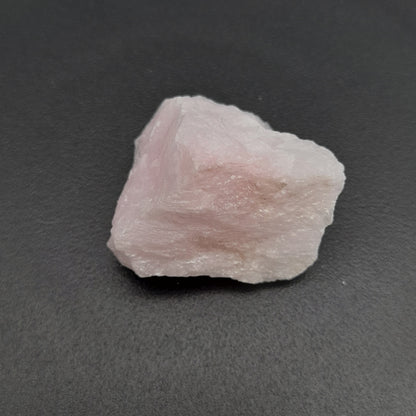 CALCITE ROSE EN PETITES PIERRES POLIES ET BRUTES
