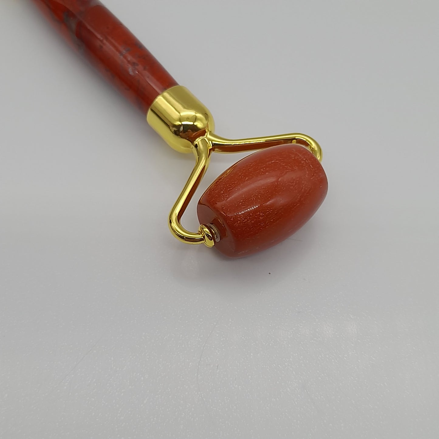 OUTIL de BEAUTÉ « 2 ROULEAUX » EN PIERRE DE JASPE ROUGE N°3 - MASSAGE & ANTI-AGE