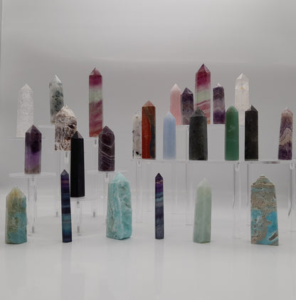 TOURS en POINTES EN PIERRE DE FLUORITE ARC EN CIEL AU CHOIX - UNIQUES & ARTISANALES