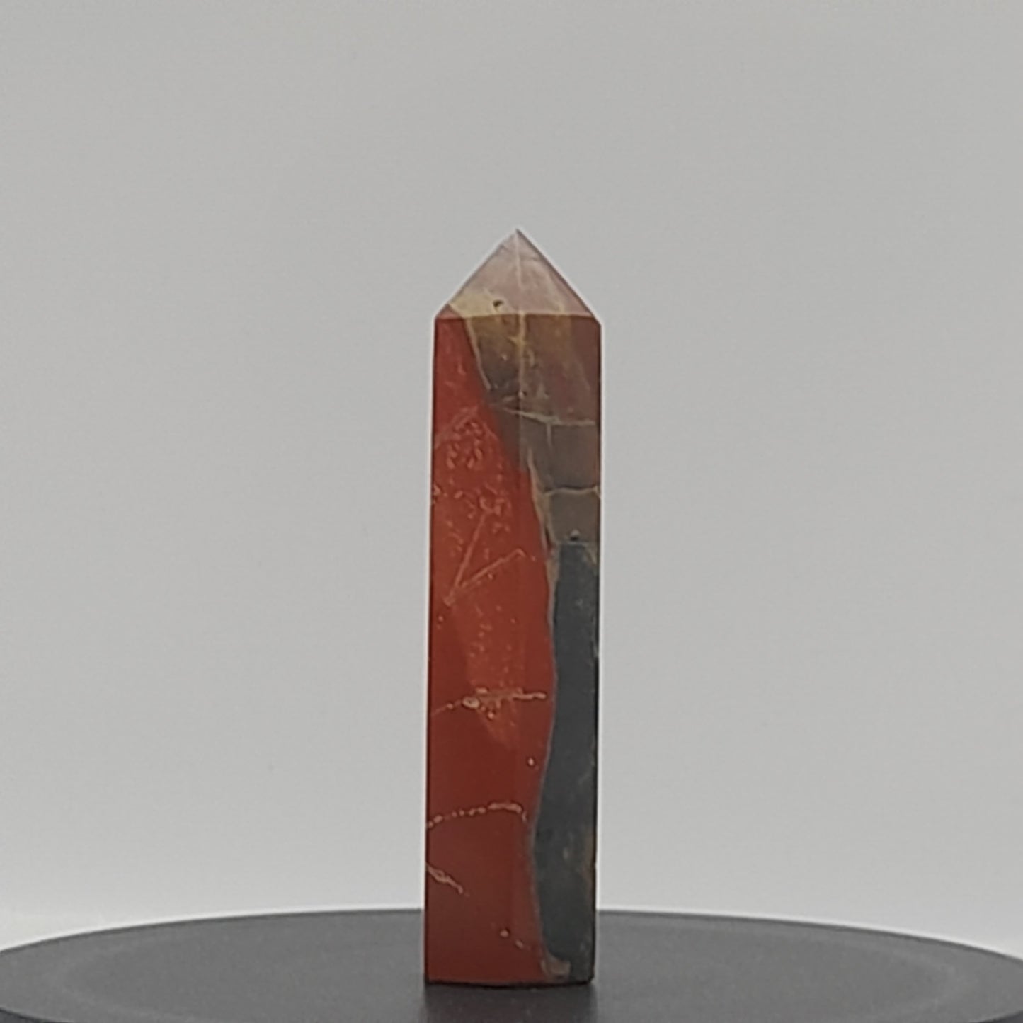 TOUR en POINTE EN PIERRE JASPE ROUGE - UNIQUE & ARTISANALE