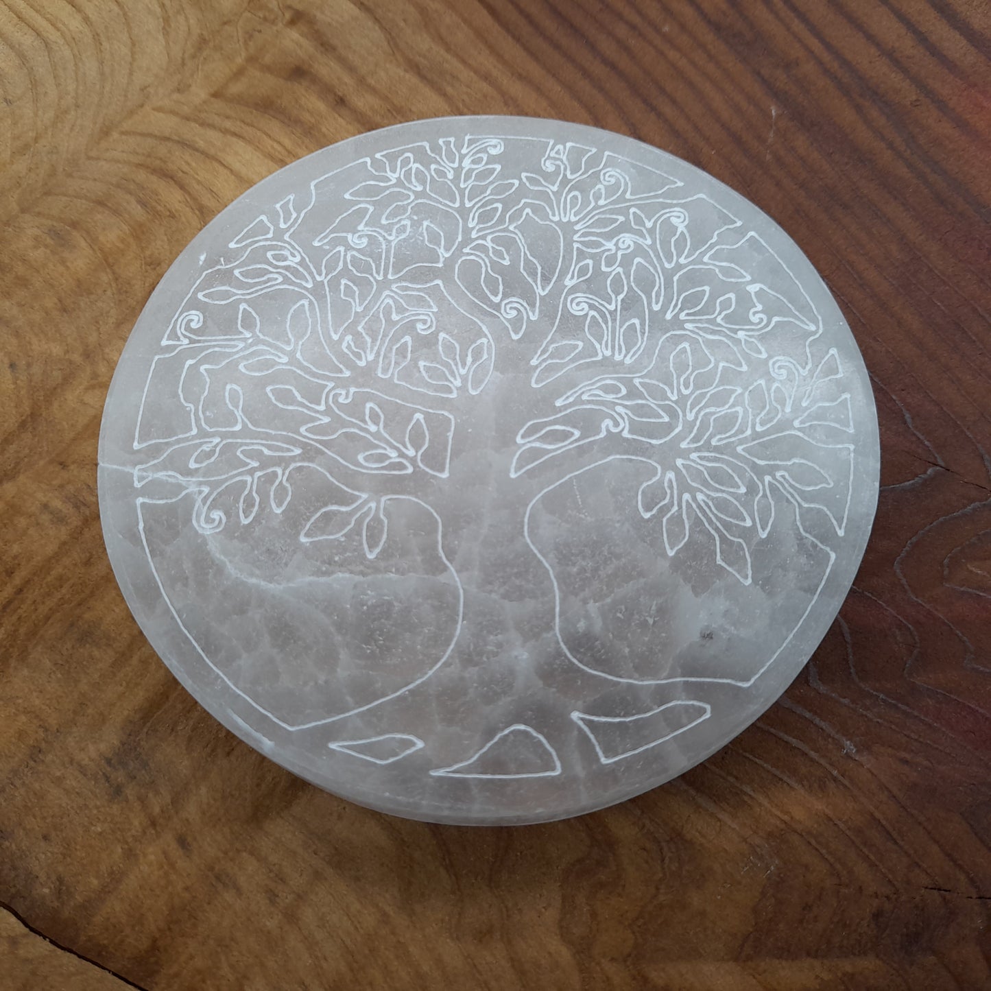 PLAQUE EN SÉLÉNITE GRAVÉE ARBRE DE VIE - STATION DE RECHARGE - UNIQUE, ORIGINALE & ARTISANALE