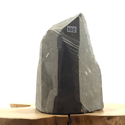 DEMI-GÉODE OU GRANDE DRUSE N°102 EN CRISTAUX AMÉTHYSTE - PIERRE UNIQUE & ARTISANALE