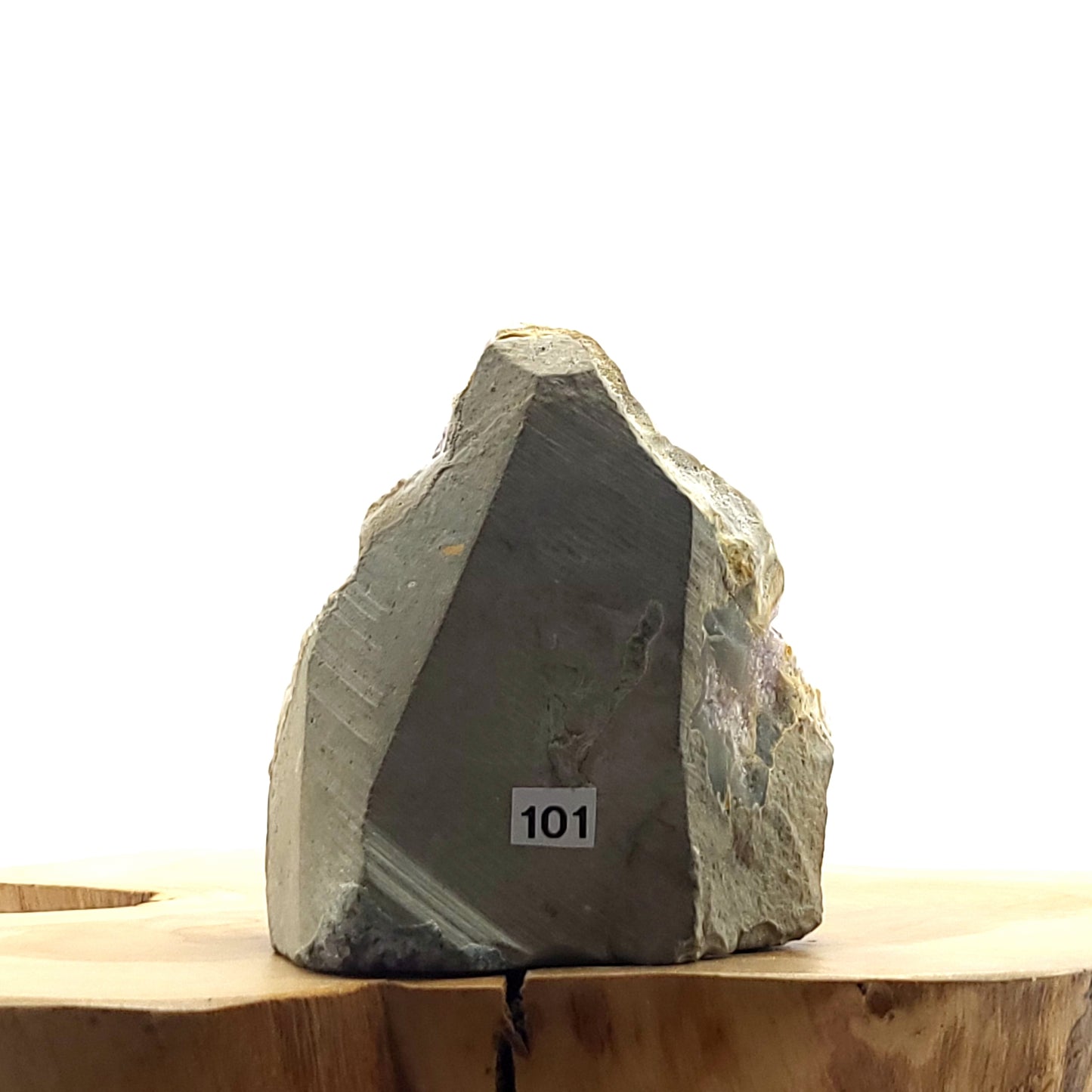 DEMI-GÉODE OU GRANDE DRUSE N°101 EN CRISTAUX AMÉTHYSTE - PIERRE UNIQUE & ARTISANALE