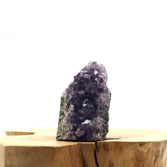 DEMI-GÉODE OU GRANDE DRUSE N°103 EN CRISTAUX AMÉTHYSTE - PIERRE UNIQUE & ARTISANALE