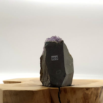 DEMI-GÉODE OU GRANDE DRUSE N°103 EN CRISTAUX AMÉTHYSTE - PIERRE UNIQUE & ARTISANALE