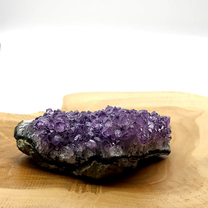 DRUSE MOYENNE N°107 EN CRISTAUX AMÉTHYSTE - PIERRE UNIQUE & ARTISANALE