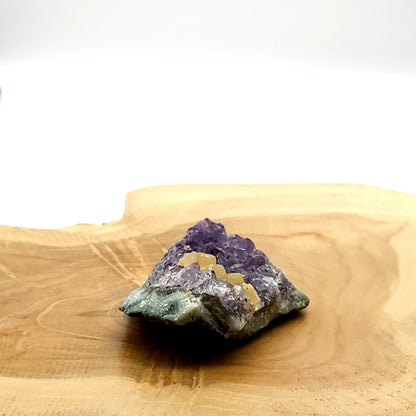 DRUSE MOYENNE N°109 EN CRISTAUX AMÉTHYSTE + CALCITE - PIERRE UNIQUE & ARTISANALE