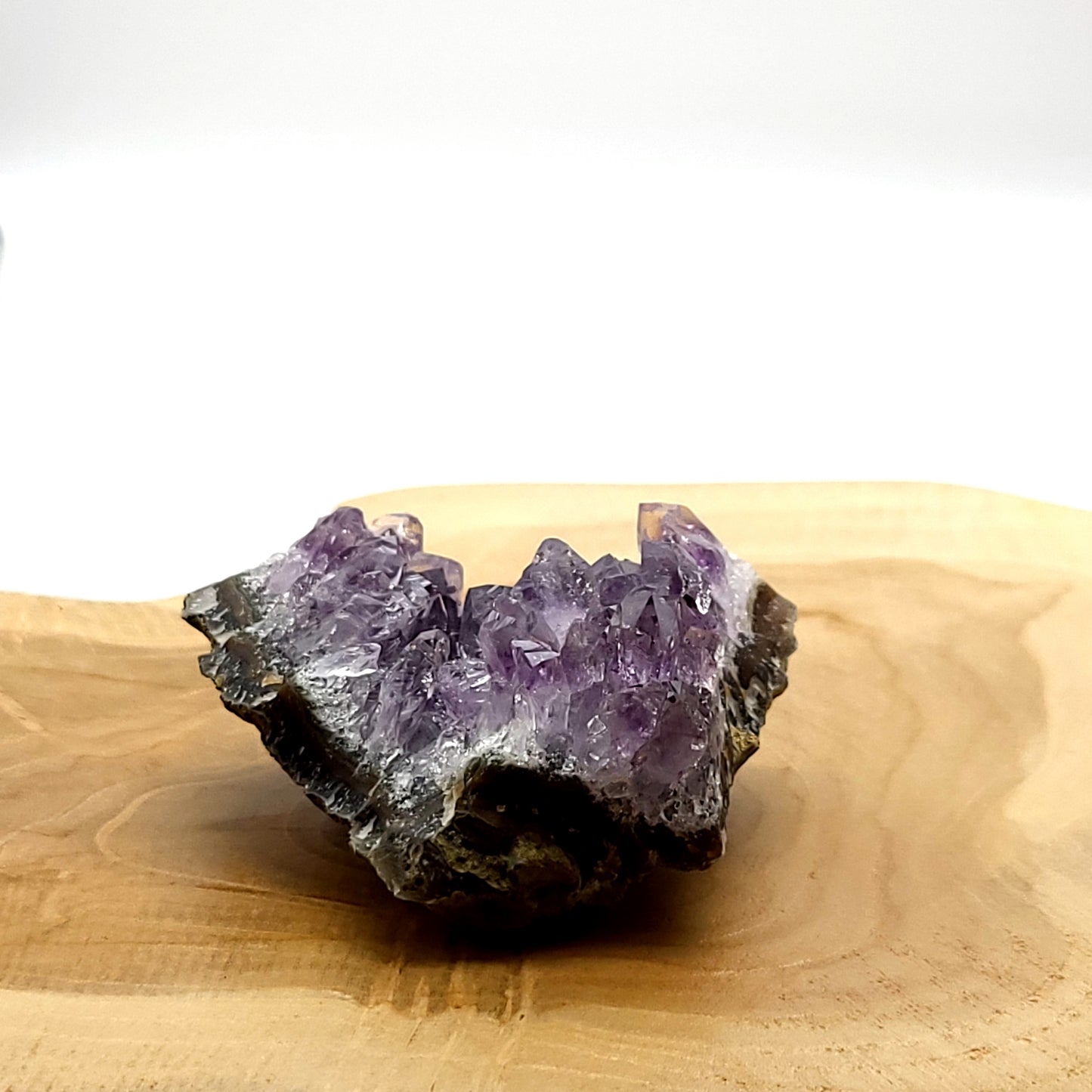 DRUSE MOYENNE N°108 EN CRISTAUX AMÉTHYSTE - PIERRE UNIQUE & ARTISANALE