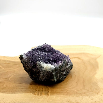 DRUSE MOYENNE N°111 EN CRISTAUX AMÉTHYSTE - PIERRE UNIQUE & ARTISANALE