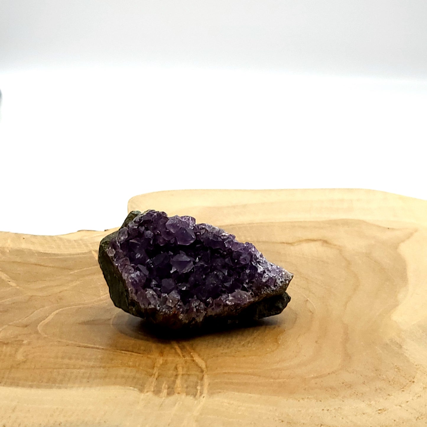 PETITE DRUSE N°113 EN CRISTAUX AMÉTHYSTE - PIERRE UNIQUE & ARTISANALE