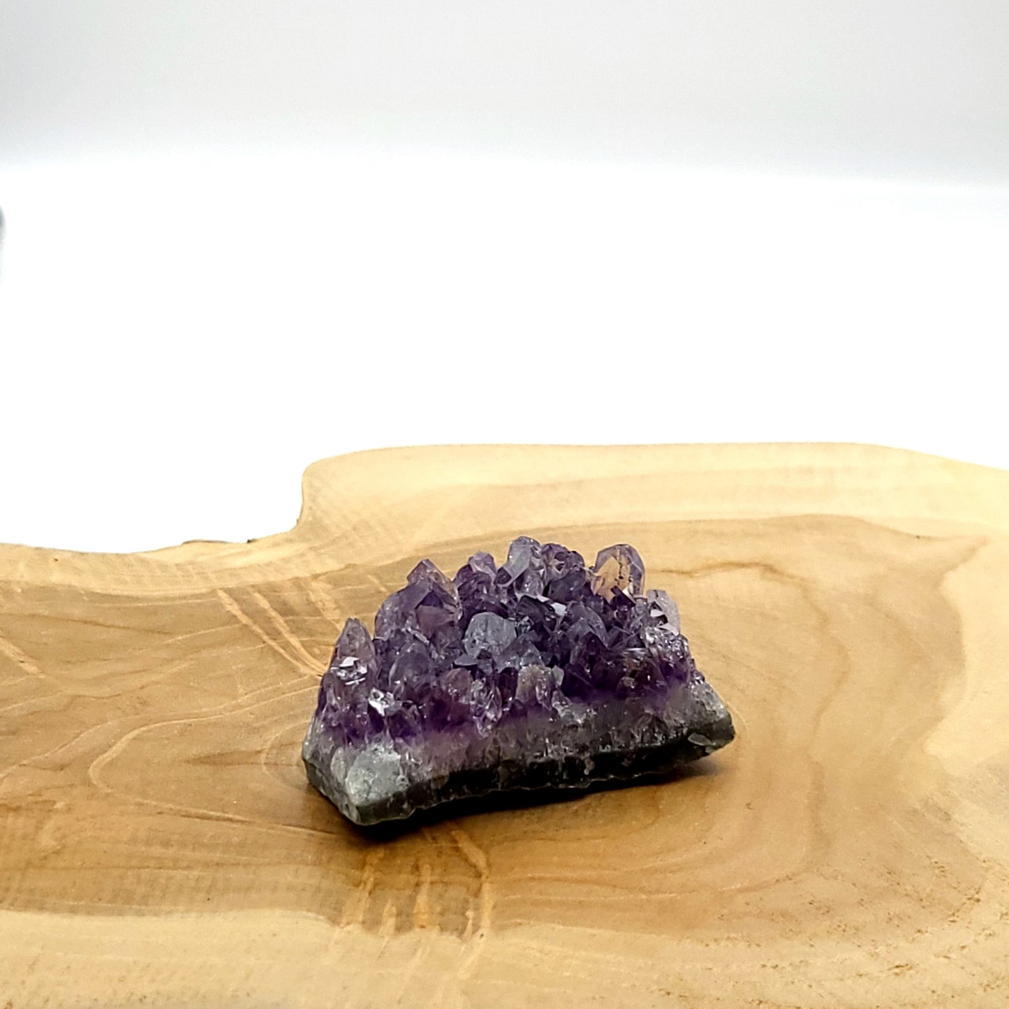 PETITE DRUSE N°122 EN CRISTAUX AMÉTHYSTE - PIERRE UNIQUE & ARTISANALE