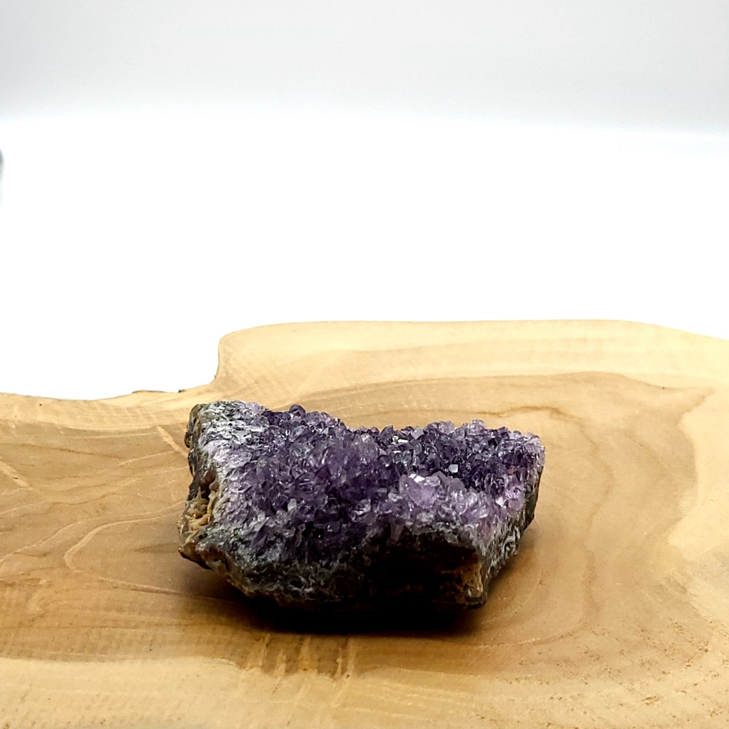 DRUSE MOYENNE N°112 EN CRISTAUX AMÉTHYSTE - PIERRE UNIQUE & ARTISANALE