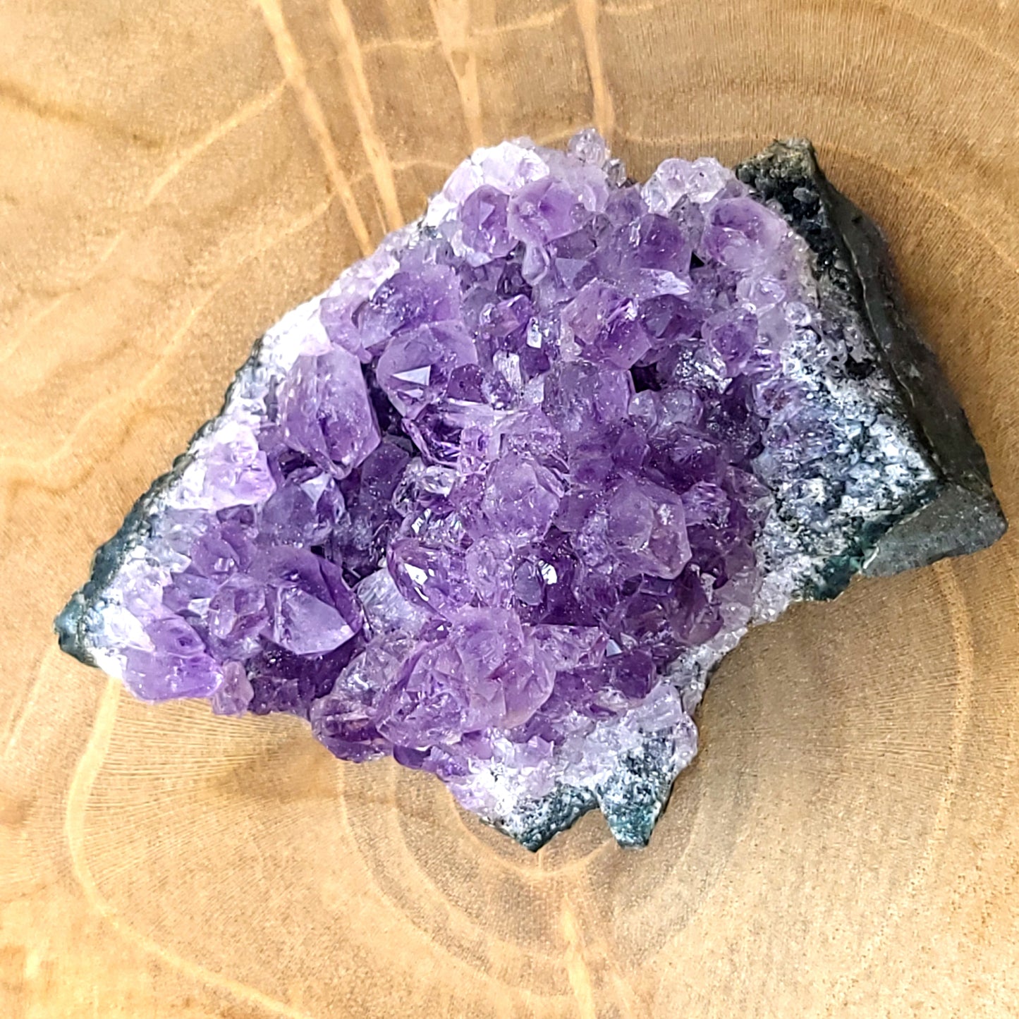 PETITE DRUSE N°117 EN CRISTAUX AMÉTHYSTE - PIERRE UNIQUE & ARTISANALE