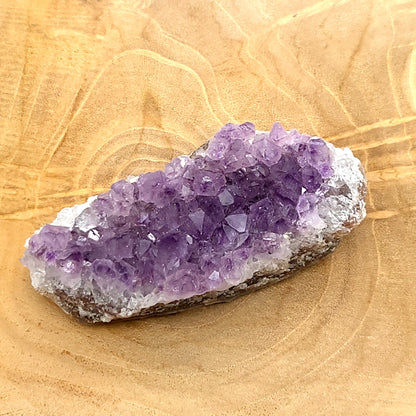 DRUSE MOYENNE N°121 EN CRISTAUX AMÉTHYSTE - PIERRE UNIQUE & ARTISANALE