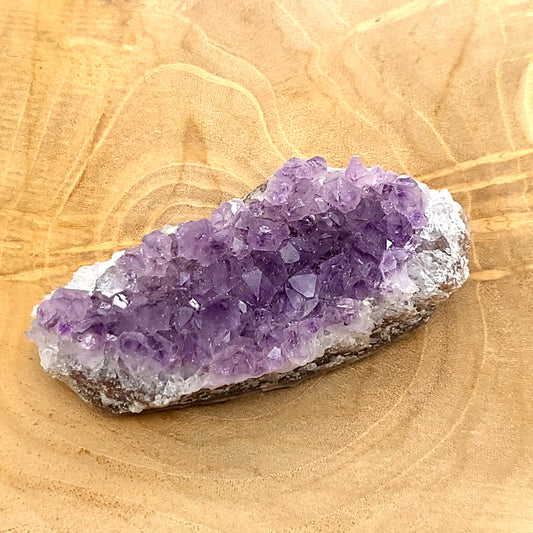 DRUSE MOYENNE N°121 EN CRISTAUX AMÉTHYSTE - PIERRE UNIQUE & ARTISANALE