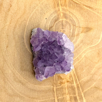 PETITE DRUSE N°126 EN CRISTAUX AMÉTHYSTE - PIERRE UNIQUE & ARTISANALE