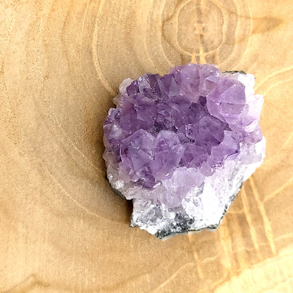 DRUSE MOYENNE N°125 EN CRISTAUX AMÉTHYSTE - PIERRE UNIQUE & ARTISANALE