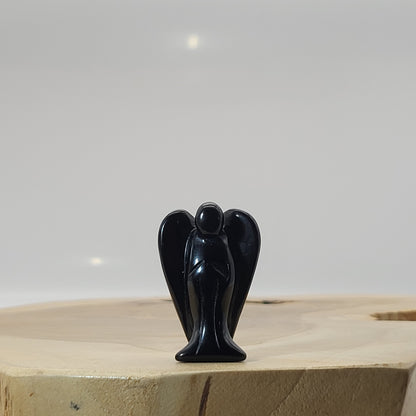 ANGE GARDIEN SCULPTÉ EN PIERRE OBSIDIENNE NOIRE - UNIQUE & ARTISANAL