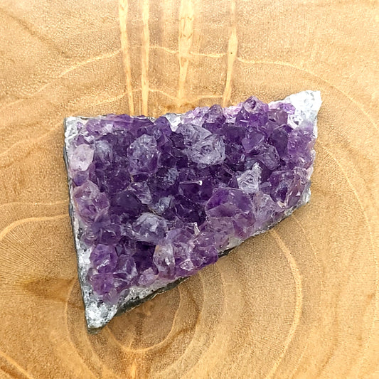 PETITE DRUSE N°122 EN CRISTAUX AMÉTHYSTE - PIERRE UNIQUE & ARTISANALE
