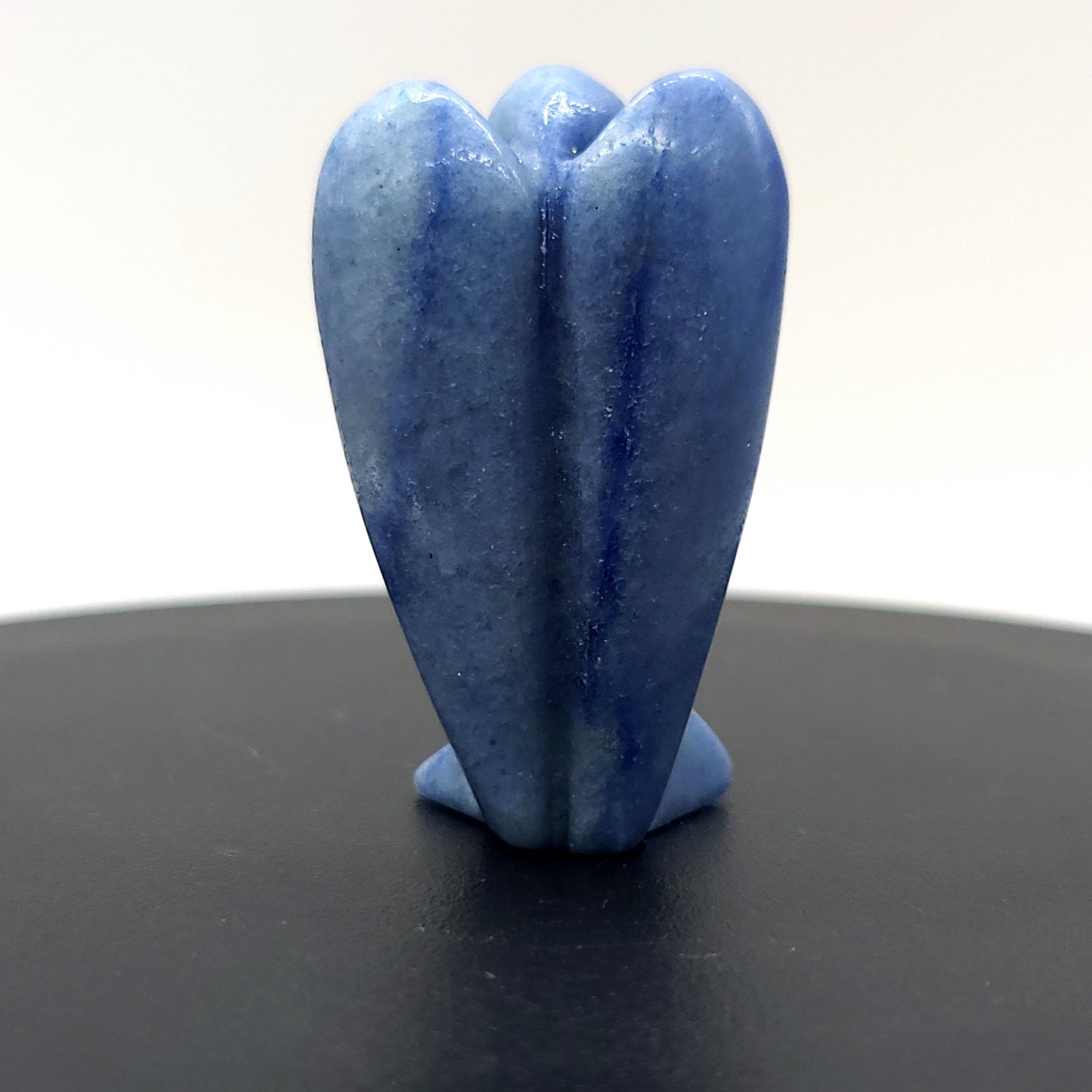 ANGE GARDIEN SCULPTÉ EN PIERRE AVENTURINE BLEUE - UNIQUE & ARTISANAL