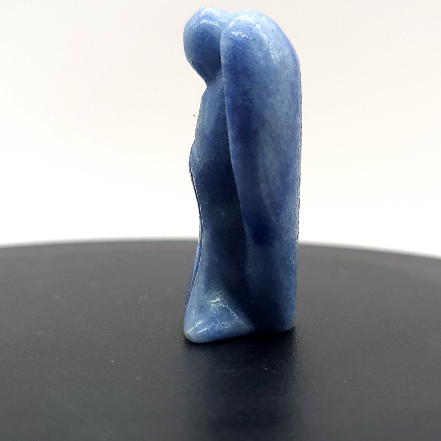 ANGE GARDIEN SCULPTÉ EN PIERRE AVENTURINE BLEUE - UNIQUE & ARTISANAL