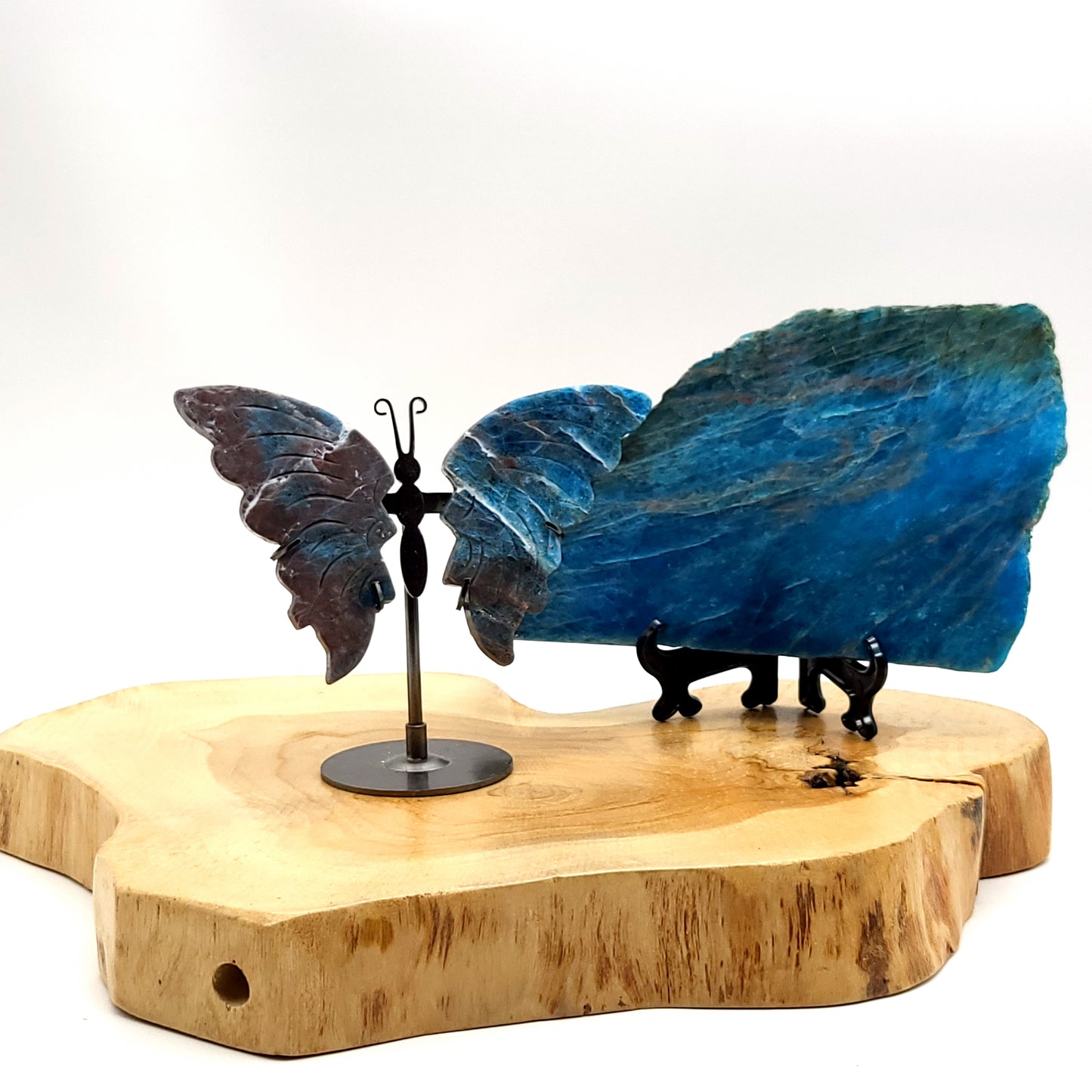 GRAND PAPILLON EN PIERRE APATITE N°5 SUR SOCLE EN MÉTAL - DÉCORATION ARTISANALE, ORIGINALE & UNIQUE AU CHOIX