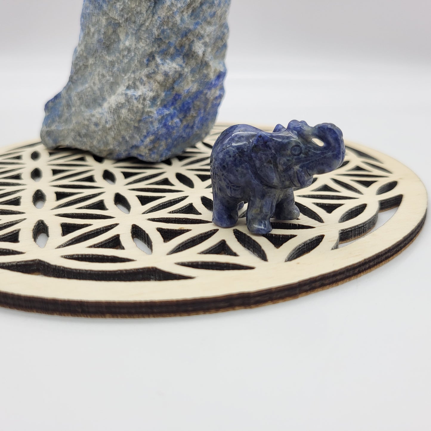 PETITS ÉLÉPHANTS ANIMAUX EN PIERRES AU CHOIX - SCULPTURES UNIQUES & ARTISANALES