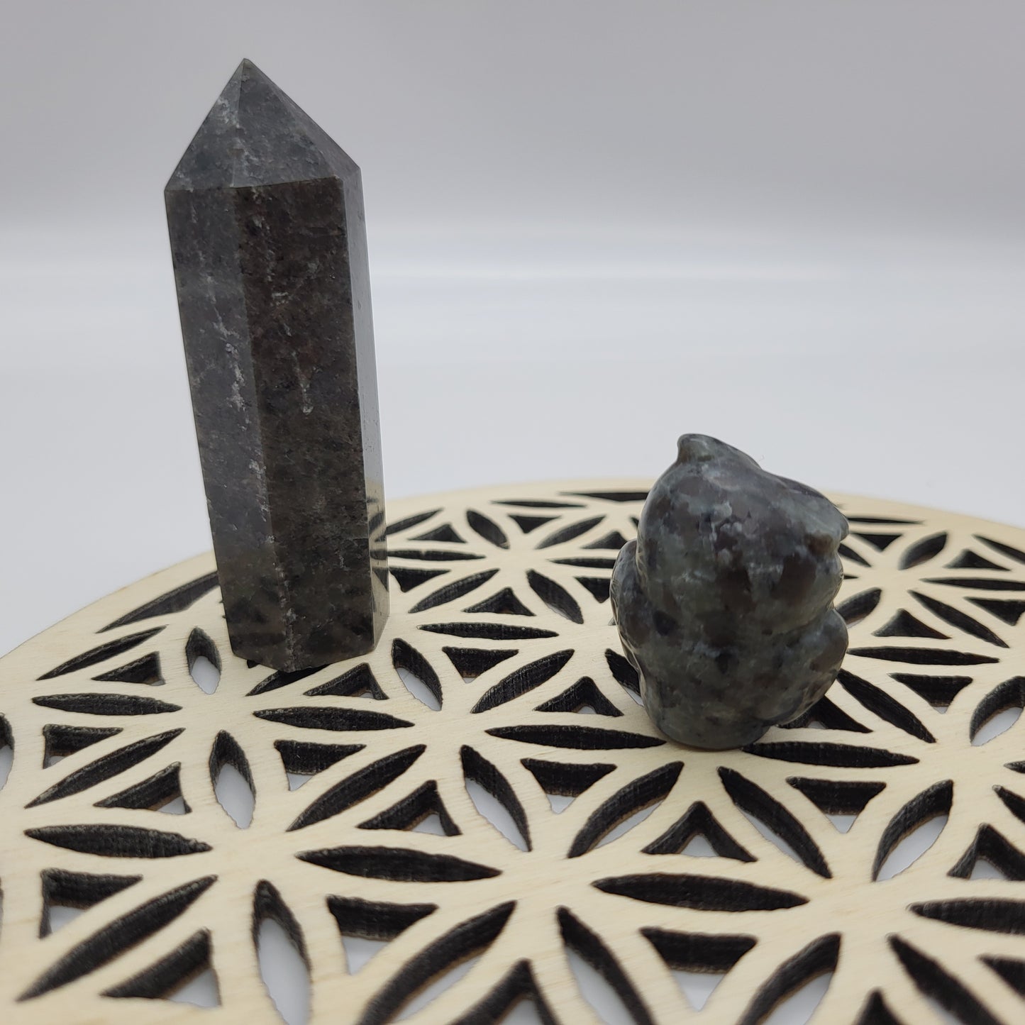 PETITS HIBOUX ANIMAUX EN PIERRES AU CHOIX - SCULPTURES UNIQUES & ARTISANALES