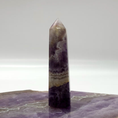 TOURS en POINTES EN PIERRE AMÉTHYSTE RUBANÉE AU CHOIX - UNIQUES & ARTISANALES