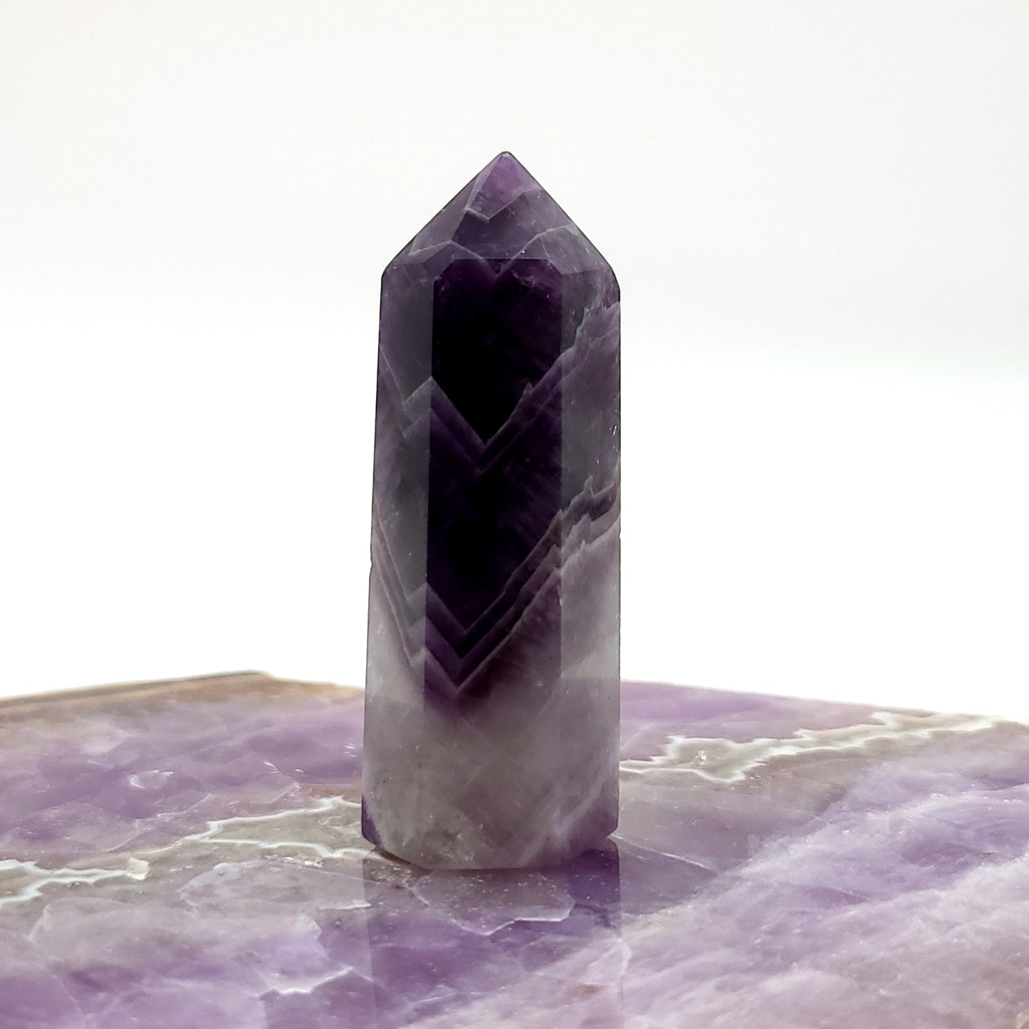 TOURS en POINTES EN PIERRE AMÉTHYSTE RUBANÉE AU CHOIX - UNIQUES & ARTISANALES