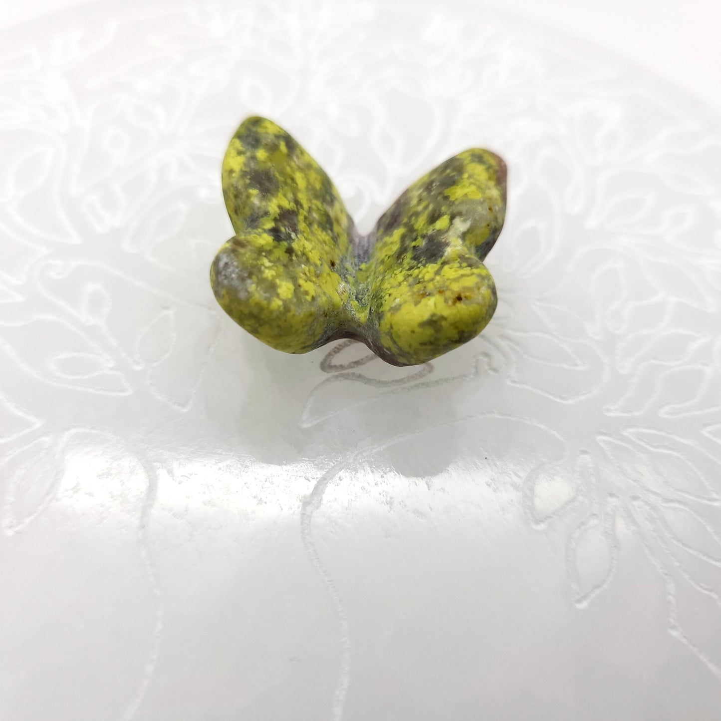 PETITS PAPILLONS ANIMAUX EN PIERRES AU CHOIX - SCULPTURES UNIQUES & ARTISANALES