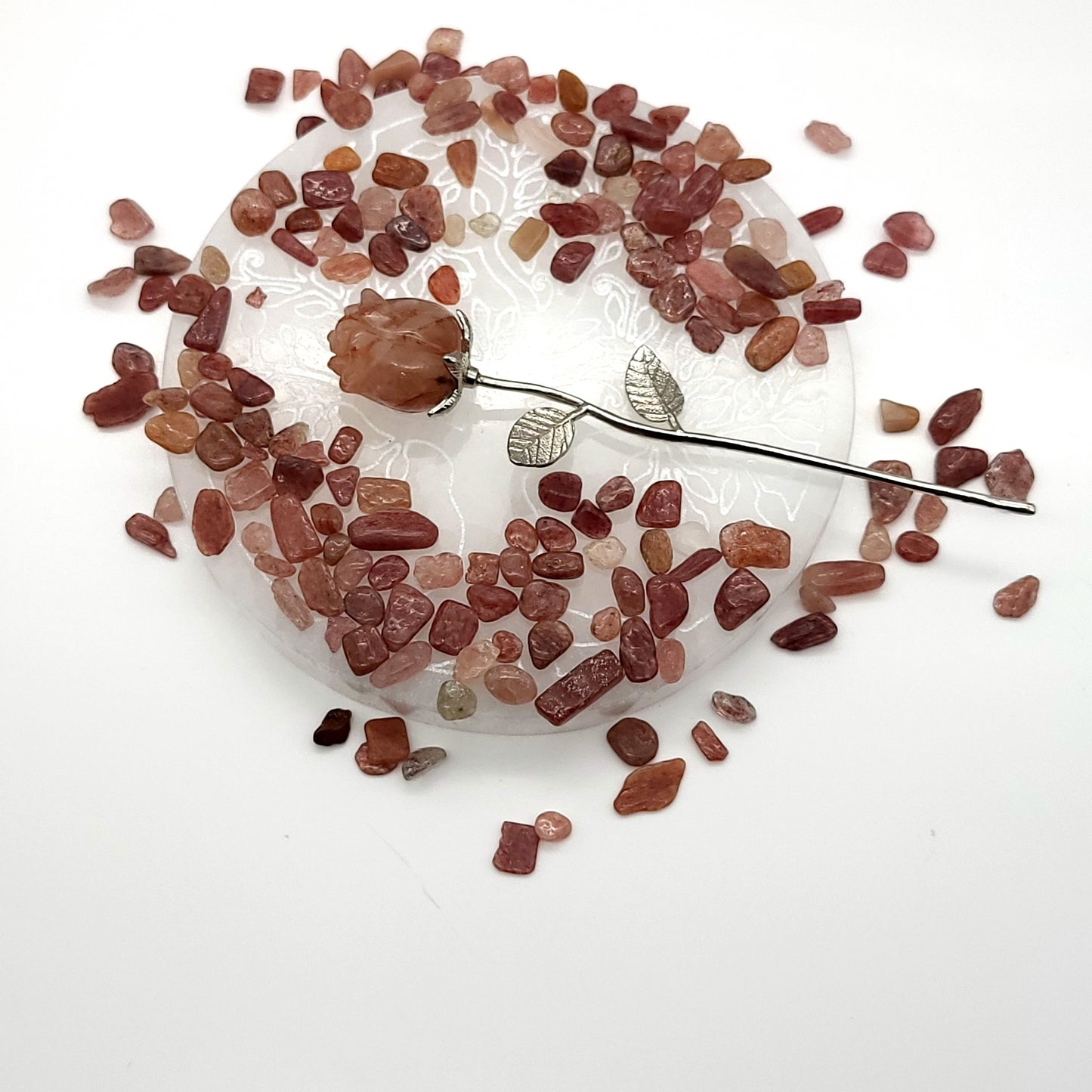 FLEURS " ROSES " SCULPTÉES EN PIERRES DE QUARTZ ROSE, FRAISE et BLANC – DÉCORATIONS ORIGINALES, UNIQUES & ARTISANALES