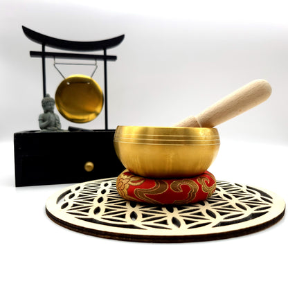 DIVERS PETITS BOLS CHANTANTS + BÂTONS & COUSSINS – UNIQUES, ARTISANAUX