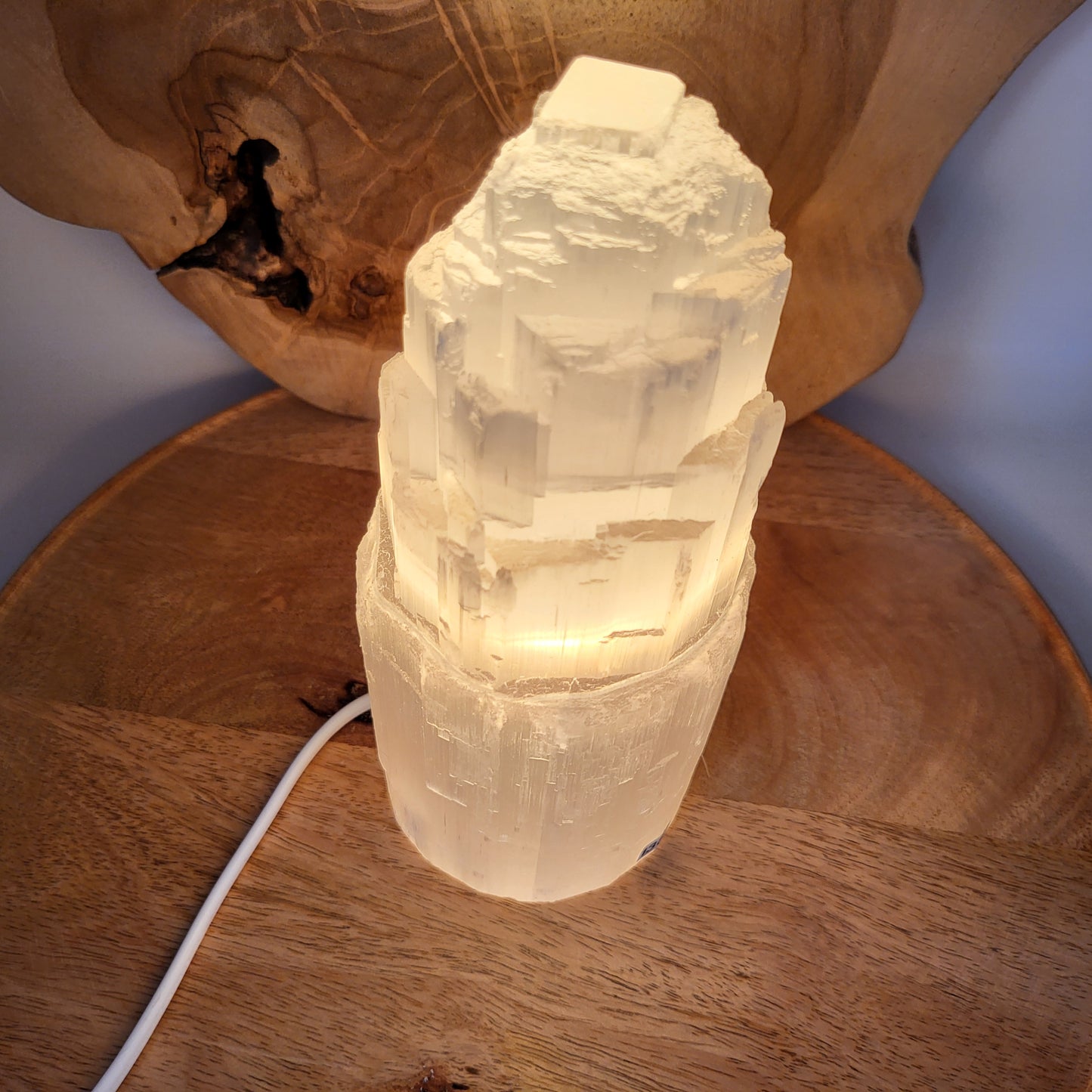 GRANDE LAMPE N°138 TOUR A ÉTAGES EN PIERRE SÉLÉNITE - UNIQUE, ORIGINALE & ARTISANALE