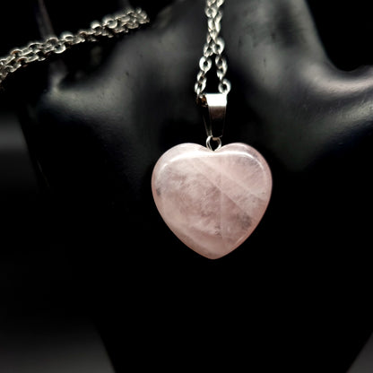 COLLIERS + PENDENTIFS COEURS + ARBRES DE VIE EN PIERREQUARTZ ROSE - BIJOUX ARTISANAUX, UNIQUES & ORIGINAUX