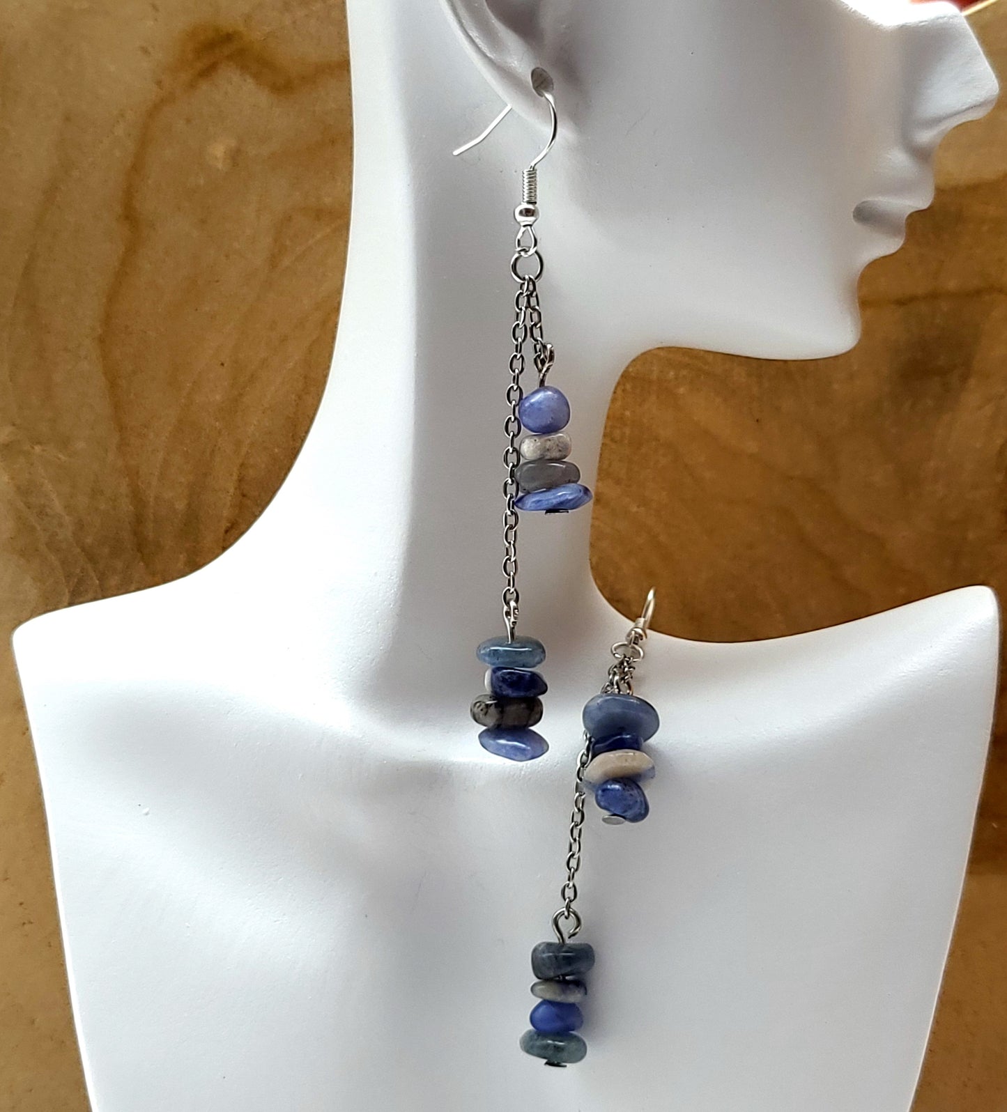 3 MODÈLES DE BOUCLES D'OREILLES EN PIERRE DE SODALITE - BIJOUX ARTISANAUX, UNIQUES & ORIGINAUX