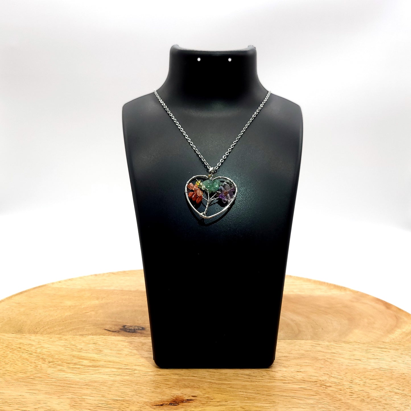 DIVERS COLLIERS + PENDENTIFS ARBRES DE VIE EN PIERRES 7 CHAKRAS - BIJOUX ARTISANAUX, UNIQUES & ORIGINAUX