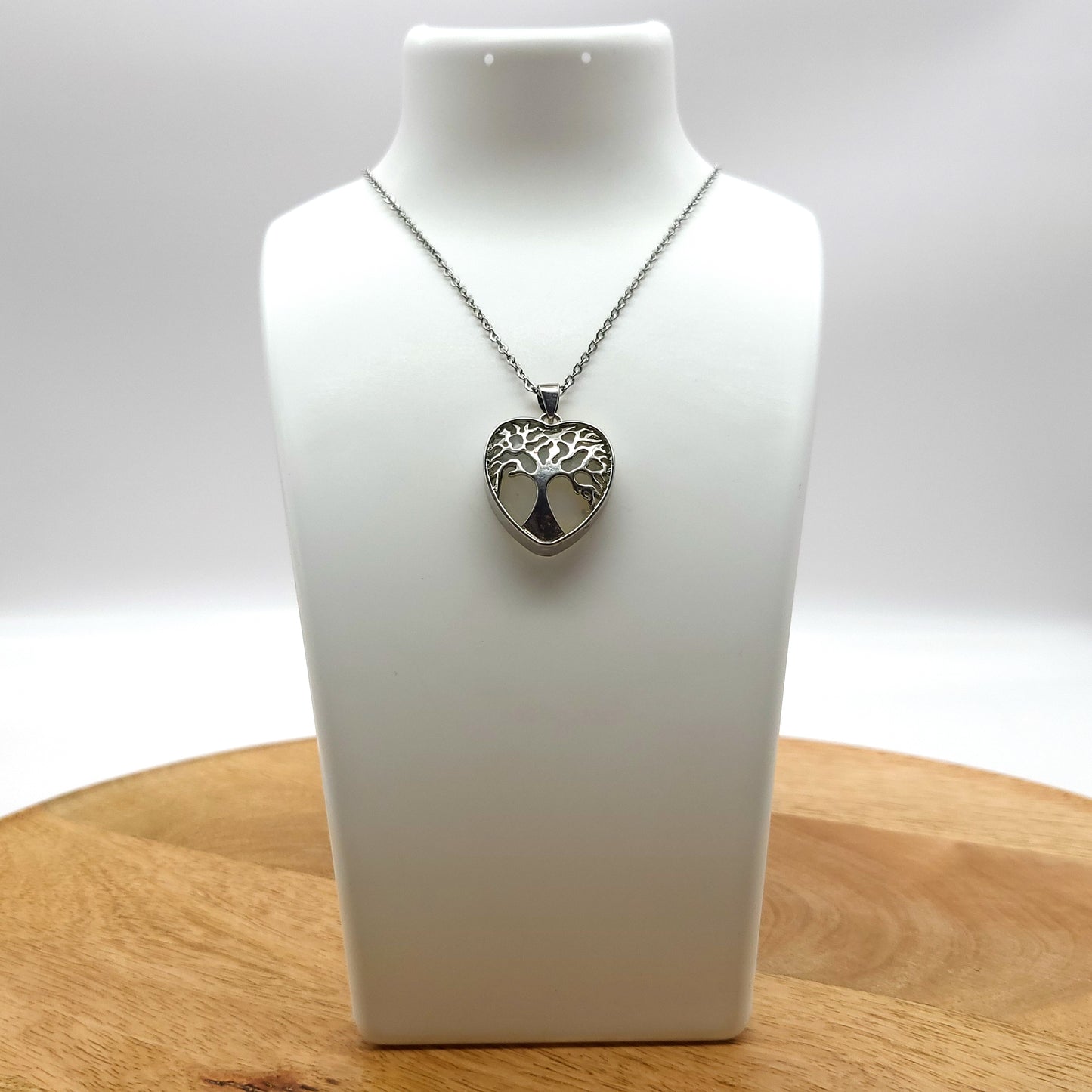 COLLIERS + PENDENTIFS COEURS + ARBRES DE VIE EN OPALITE - BIJOUX FANTAISIES ARTISANAUX, UNIQUES & ORIGINAUX