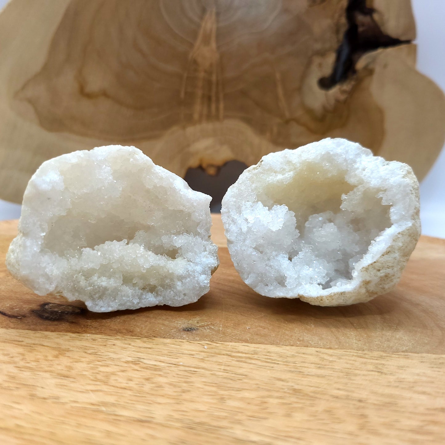 GÉODE UNIQUE N°129 EN PIERRE DE CRISTAL DE ROCHE