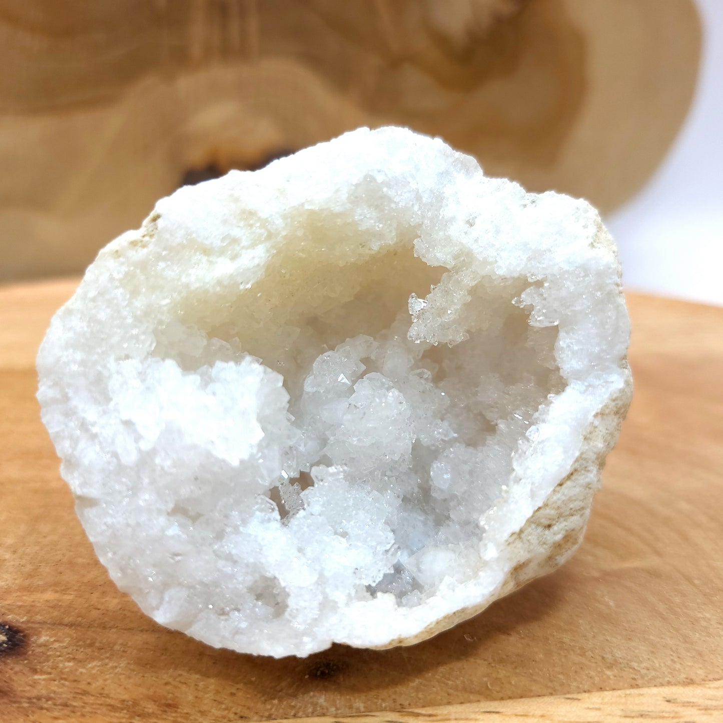 GÉODE UNIQUE N°129 EN PIERRE DE CRISTAL DE ROCHE