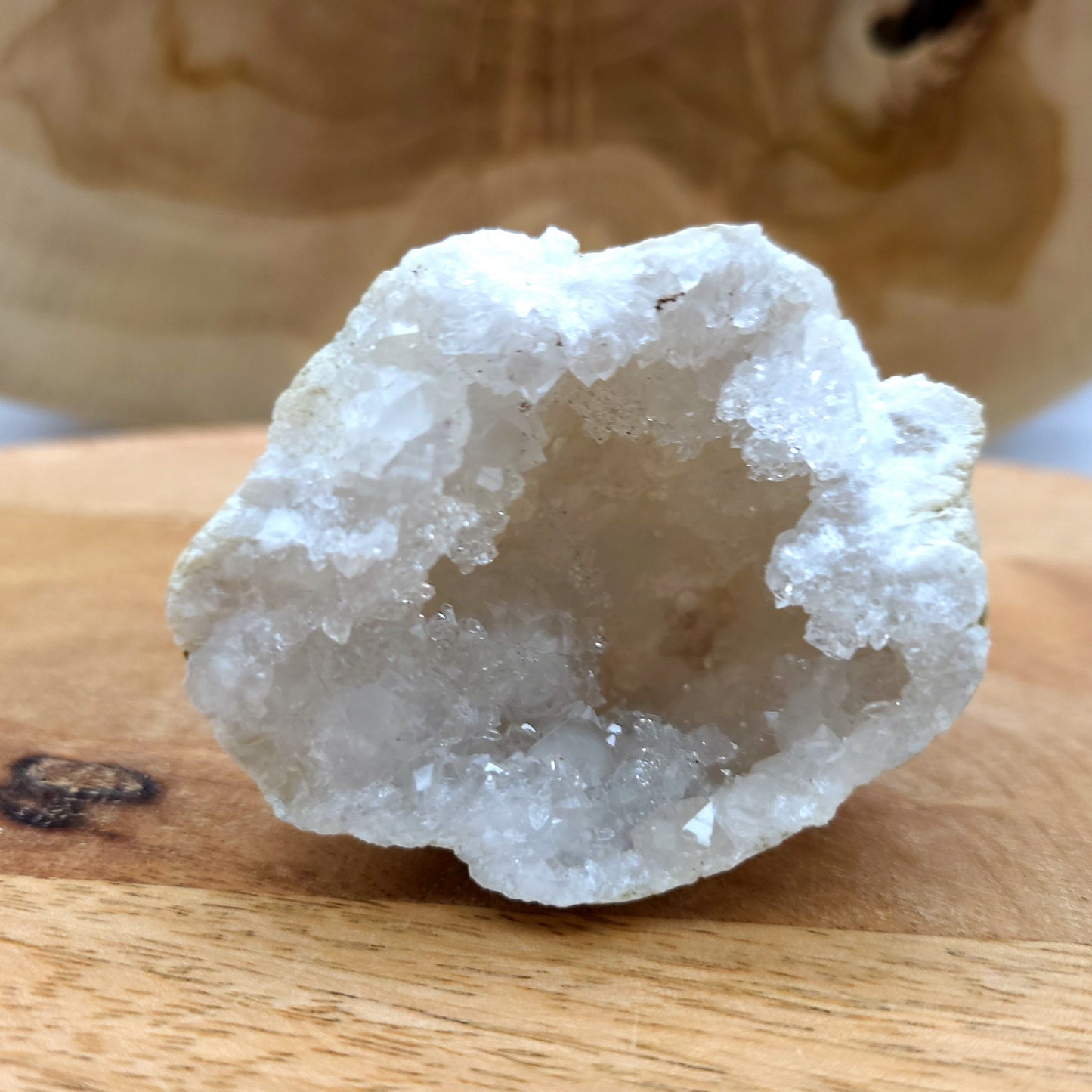 GÉODE UNIQUE N°128 EN PIERRE DE CRISTAL DE ROCHE