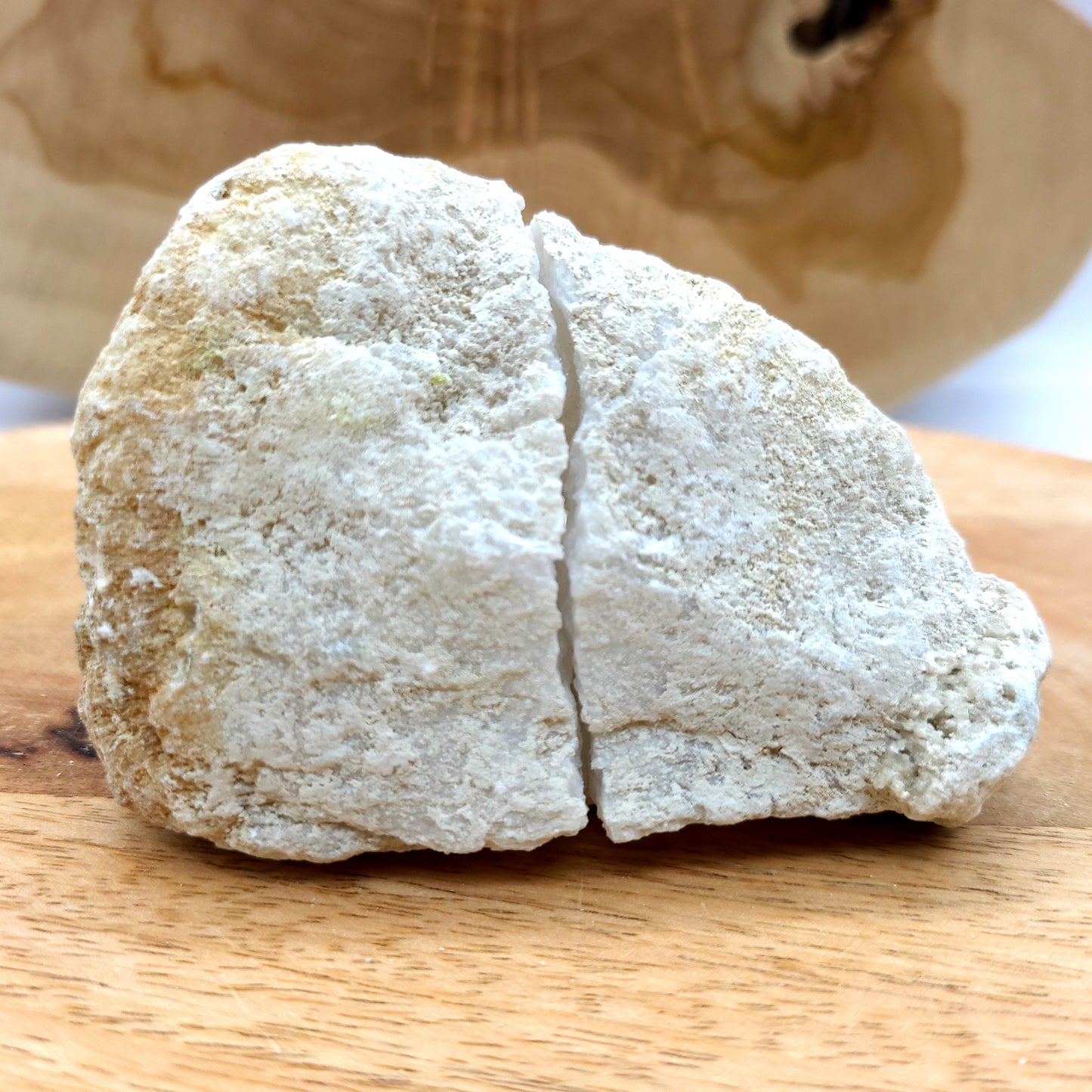 GÉODE UNIQUE N°133 EN PIERRE DE CRISTAL DE ROCHE