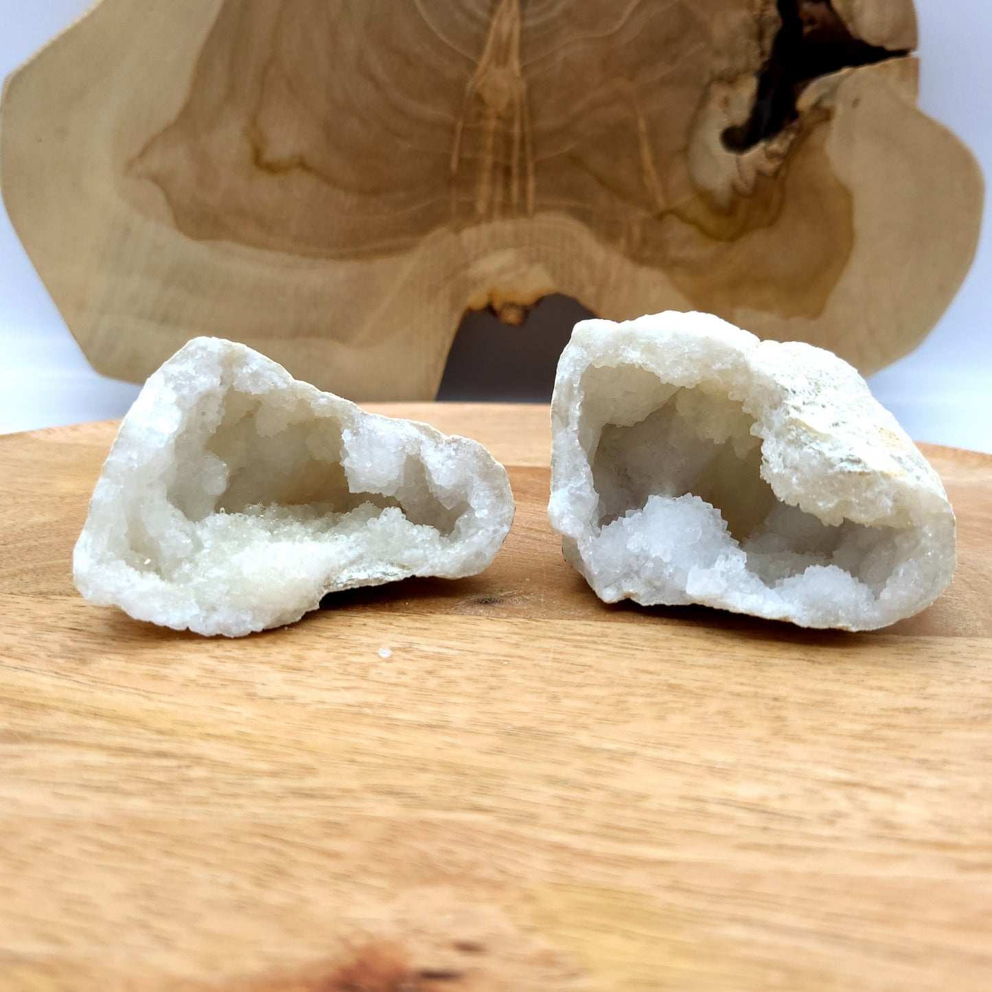 GÉODE UNIQUE N°132 EN PIERRE DE CRISTAL DE ROCHE