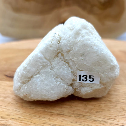 GÉODE UNIQUE N°135 EN PIERRE DE CRISTAL DE ROCHE