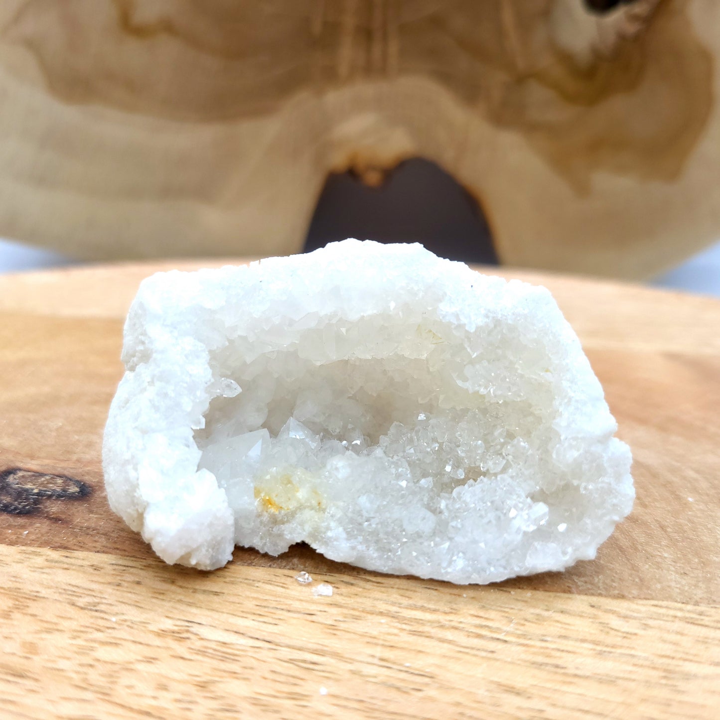 GÉODE UNIQUE N°135 EN PIERRE DE CRISTAL DE ROCHE