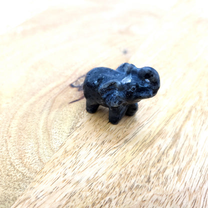 PETITS ÉLÉPHANTS ANIMAUX EN PIERRES AU CHOIX - SCULPTURES UNIQUES & ARTISANALES